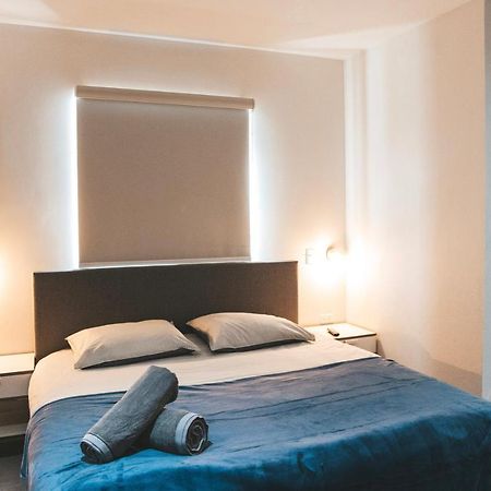 Gray Door Apartments - Adults Only Palm Beach Exteriör bild