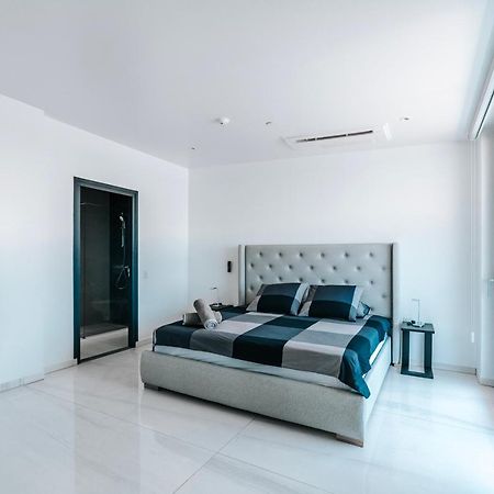 Gray Door Apartments - Adults Only Palm Beach Exteriör bild