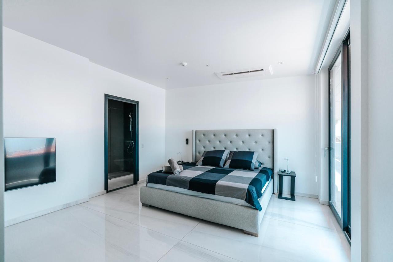 Gray Door Apartments - Adults Only Palm Beach Exteriör bild